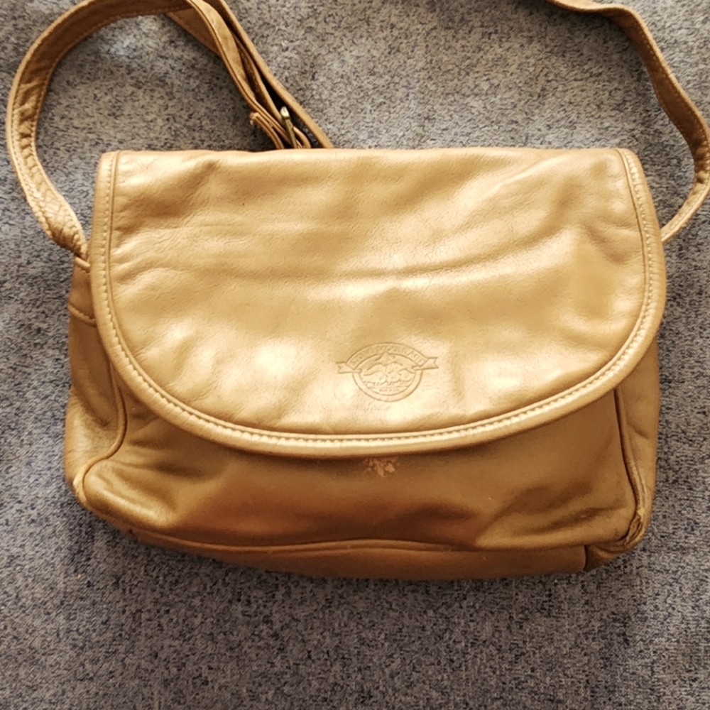 Vintage Stone Mountain leather crossbody or shoulder bag